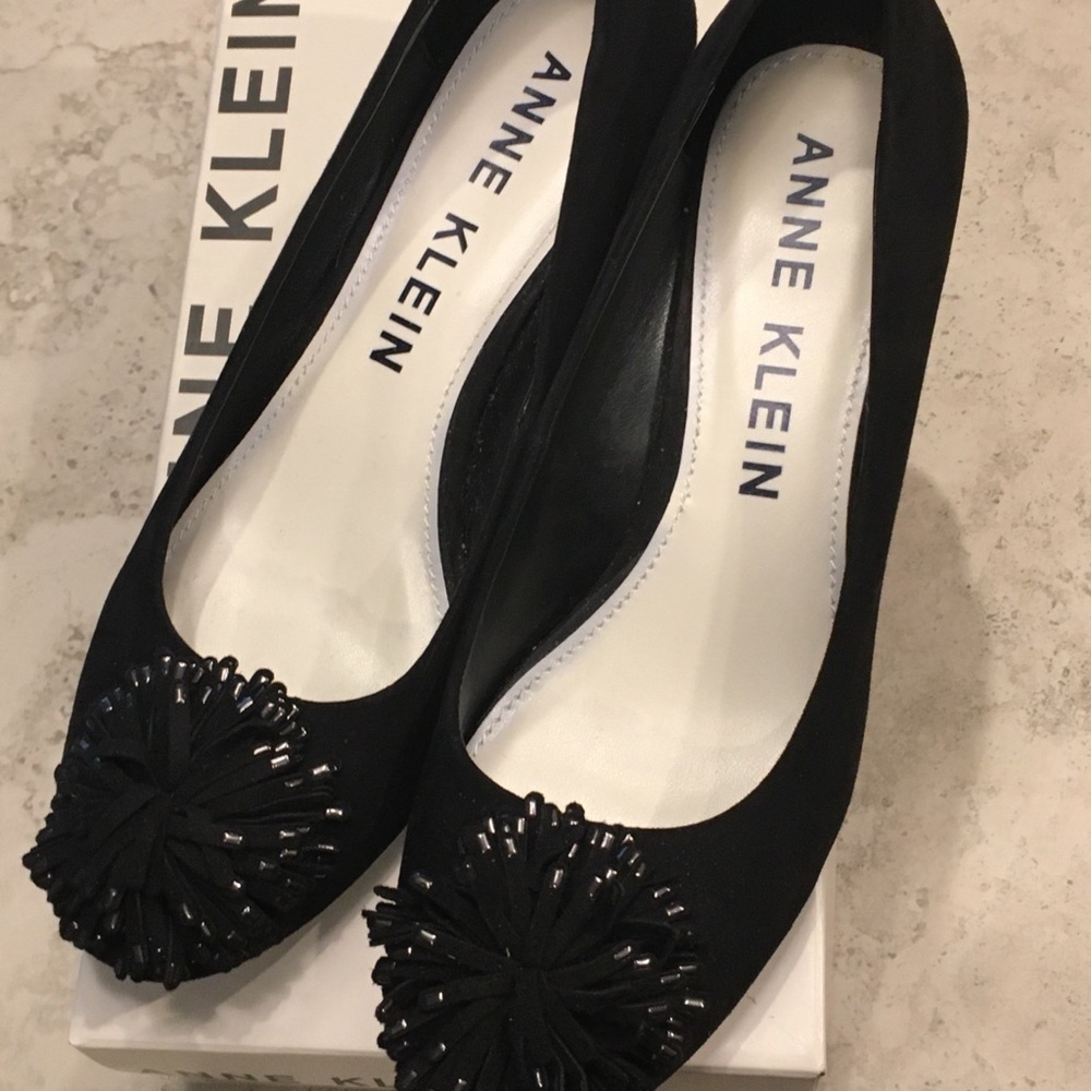 Anne Klein pumps
